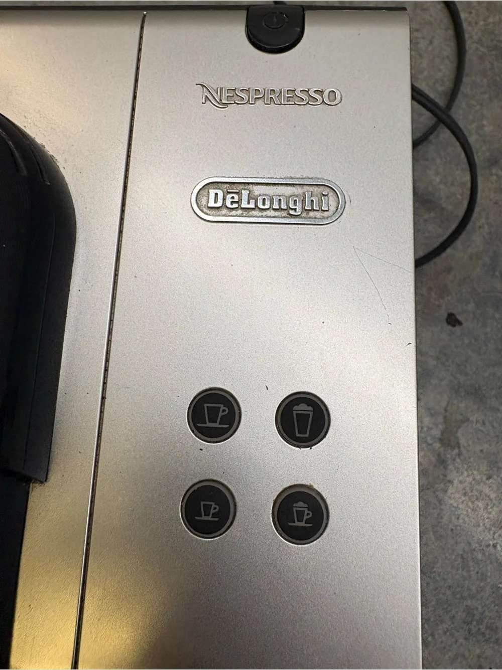 De'Longhi Nespresso Lattissima Plus Espresso Machine With Milk Frothing System